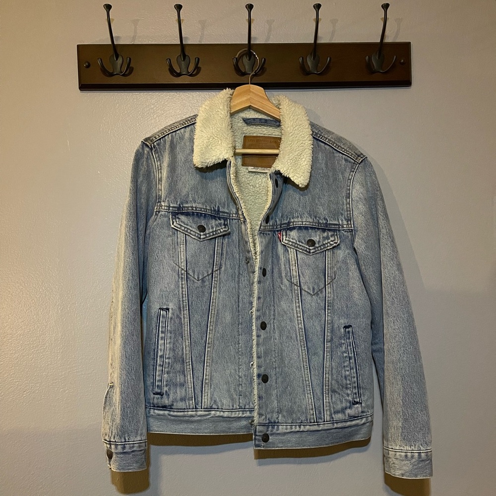 Levi’s Sherpa Trucker Jacket
